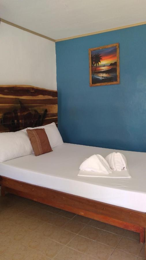 Summer Homes Beach Resort And Cottages Palawan Barton エクステリア 写真